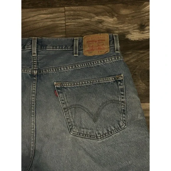 VINTAGE Levis 550 Jeans Shorts Mens 40 Relaxed Jorts Blue Denim 90s, 396 - Picture 5 of 8